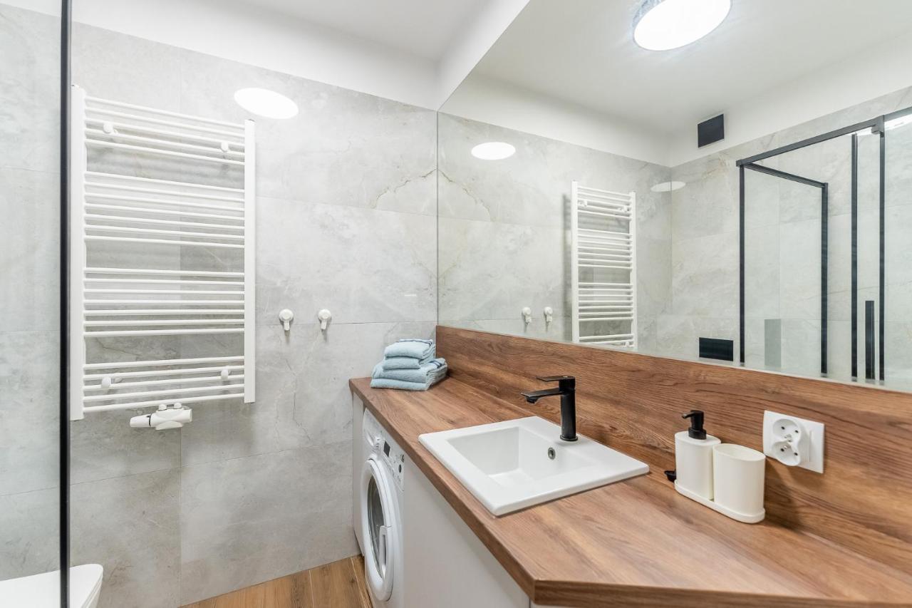 Apartamenty Promenada - Fredry 2 Kolobrzeg Ngoại thất bức ảnh